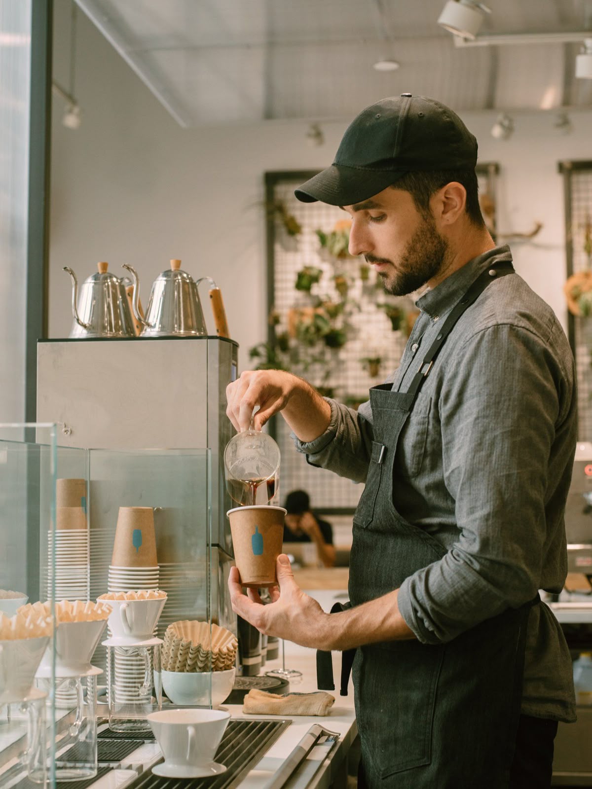 Hire Professional Cafe Baristas For Coffee Shops