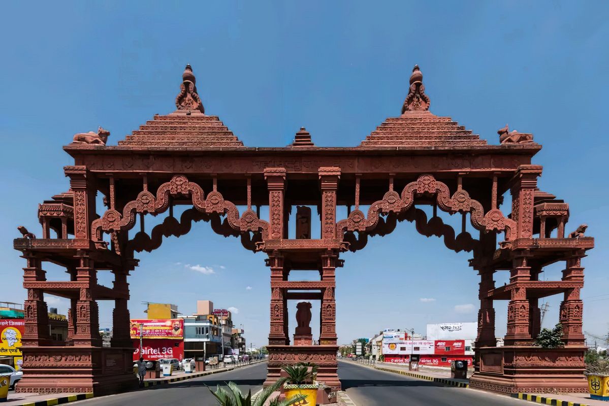 Hotel & Restaurant Manpower Services In Ujjain